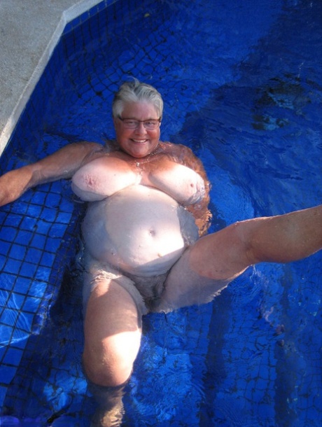 czech bbw granny hot sexy photo