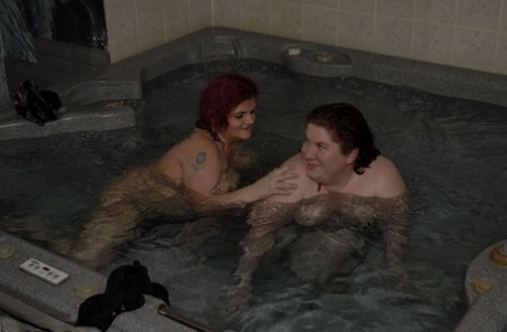 yulia pear bbw erotic photo