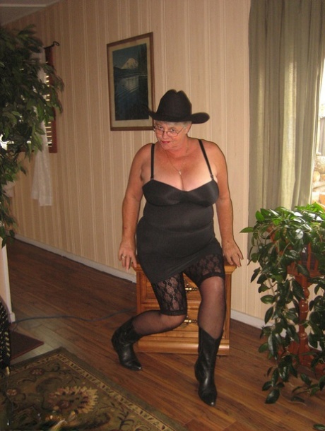bwc fat ass erotic pic