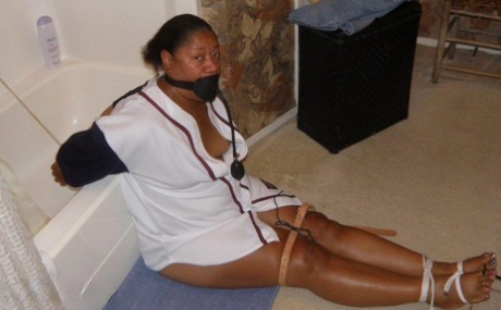 thick black nurse free sexy picture