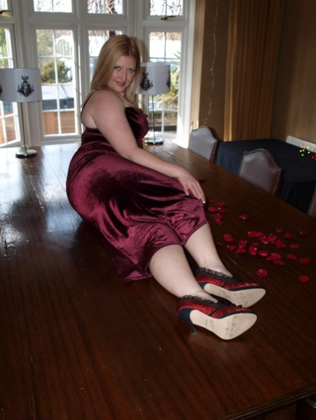 thick redbone bbc porn image