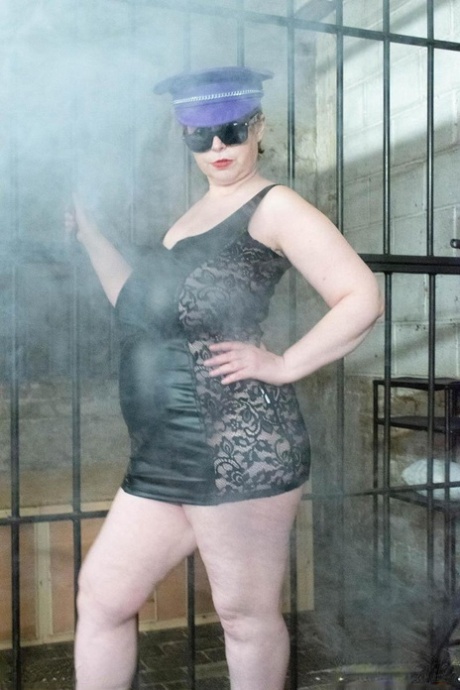 bbw ball gag free nude photos