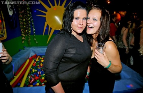 thick vs dick free nude images