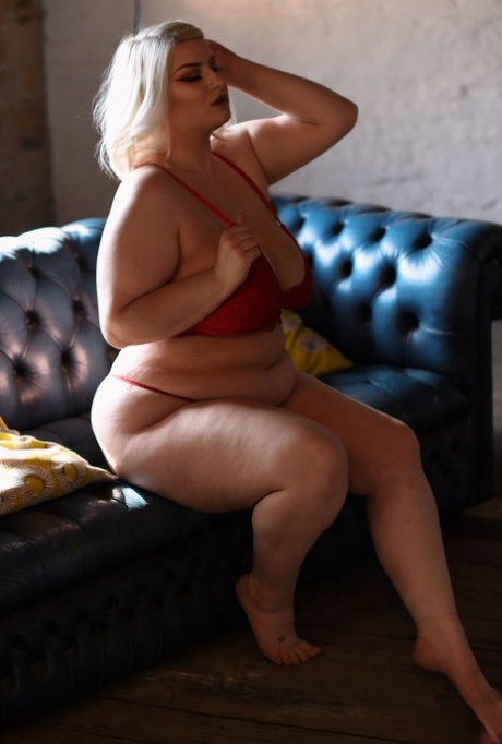 fat grandma anal art naked photo